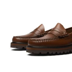 G.H. Bass & Co. 90 LARSON PENNY LOAFERS BROWN -jupiter shop 90 LARSON PENNY LOAFERS BROWN SKO GH BASS CO Jupiter Kungsgatan Norrlandsgatan Stockholm 3 scaled
