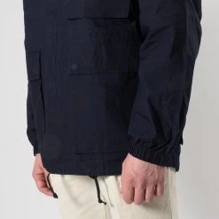 Universal Works AERO WAX COTTON STAYOUT JACKET NAVY -jupiter shop AERO WAX COTTON STAYOUT JACKET NAVY JACKA UNIVERSAL WORKS Jupiter Kungsgatan Norrlandsgatan Stockholm 7