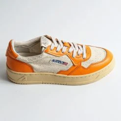 AUTRY LOW WOMAN LEATHER AND CANVAS SNEAKER WHITE/ORANGE