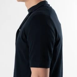 Filippo De Laurentiis BOWLING SHIRT SWEATER SS NAVY -jupiter shop BOWLING SHIRT SWEATER SS NAVY TROJA FILIPPO DE LAURENTIIS Jupiter Kungsgatan Norrlandsgatan Stockholm 5