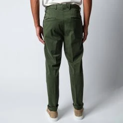 Oscar Jacobson DENZ COTTON STRETCH TROUSERS GREEN CERVO -jupiter shop BYXAOSCARJACOBSON 5 efcbbafe ba57 419d baf7 94511a36c560