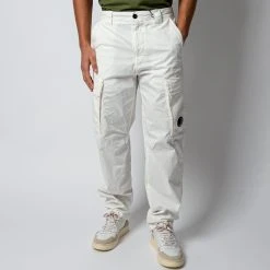 C.P. Company COTTON GARMENT DYED CARGO PANTS OFF WHITE
