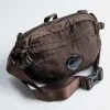C.P. Company GARMENT DYED POLY-BAG BROWN -jupiter shop C.P.COMPANYVASKA 1