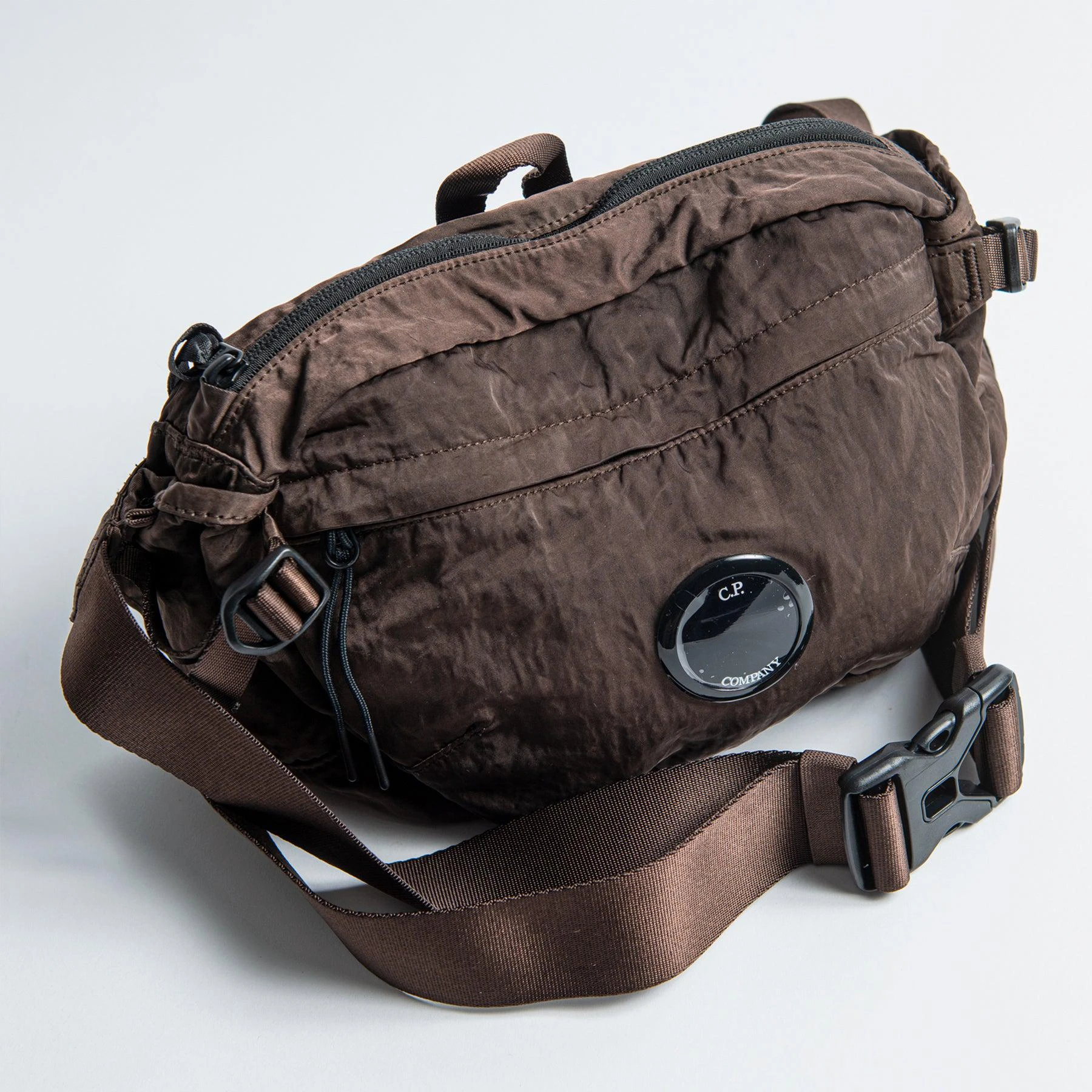 C.P. Company GARMENT DYED POLY-BAG BROWN 2 C.P. Company GARMENT DYED POLY-BAG BROWN