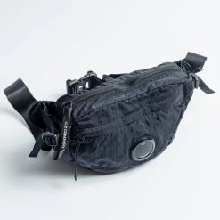 C.P. Company GARMENT DYED POLY-BAG NAVY BLUE 9 C.P. Company GARMENT DYED POLY-BAG NAVY BLUE -jupiter shop C.P.COMPANYVASKA 4