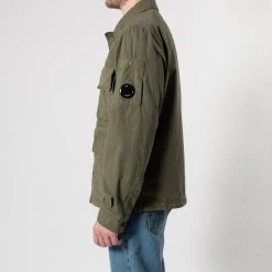 C.P. Company COTTON FIELD JACKET BURNT OLIVE -jupiter shop COTTON FIELD JACKET BURNT OLIVE JACKA CP COMPANY Jupiter Kungsgatan Norrlandsgatan Stockholm 6