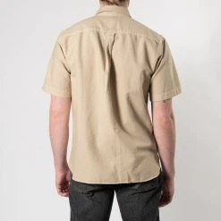 XACUS COTTON SHORT SLEEVE SHIRT KHAKI -jupiter shop COTTON SHORT SLEEVE SHIRT KHAKI SKJORTA XACUS Jupiter Kungsgatan Norrlandsgatan Stockholm 7