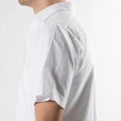 XACUS COTTON SHORT SLEEVE SHIRT WHITE -jupiter shop COTTON SHORT SLEEVE SHIRT WHITE SKJORTA XACUS Jupiter Kungsgatan Norrlandsgatan Stockholm 4