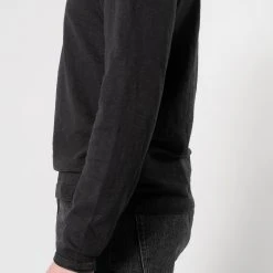 ADVERB COTTON WASHED CREWNECK DARK GREY 17 ADVERB COTTON WASHED CREWNECK DARK GREY -jupiter shop COTTON WASHED CREWNECK DARK GREY TROJA ADVERB Jupiter Kungsgatan Norrlandsgatan Stockholm 6