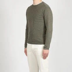 ADVERB COTTON WASHED CREWNECK GREEN -jupiter shop COTTON WASHED CREWNECK GREEN TROJA ADVERB Jupiter Kungsgatan Norrlandsgatan Stockholm 4