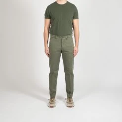 Briglia 1949 COTTON WASHED TWILL CHINO ARMY -jupiter shop COTTON WASHED TWILL CHINO ARMY BYXA BRIGLIA 1949 Jupiter Kungsgatan Norrlandsgatan Stockholm 7
