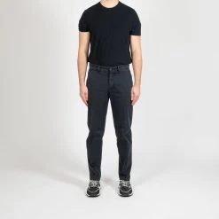 Briglia 1949 COTTON WASHED TWILL CHINO NAVY -jupiter shop COTTON WASHED TWILL CHINO NAVY BYXA BRIGLIA 1949 Jupiter Kungsgatan Norrlandsgatan Stockholm 8