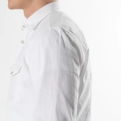 XACUS COWBOY COTTON TWILL SHIRT WHITE -jupiter shop COWBOY COTTON TWILL SHIRT WHITE SKJORTA XACUS Jupiter Kungsgatan Norrlandsgatan Stockholm 6