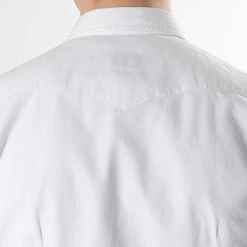 XACUS COWBOY COTTON TWILL SHIRT WHITE -jupiter shop COWBOY COTTON TWILL SHIRT WHITE SKJORTA XACUS Jupiter Kungsgatan Norrlandsgatan Stockholm 9