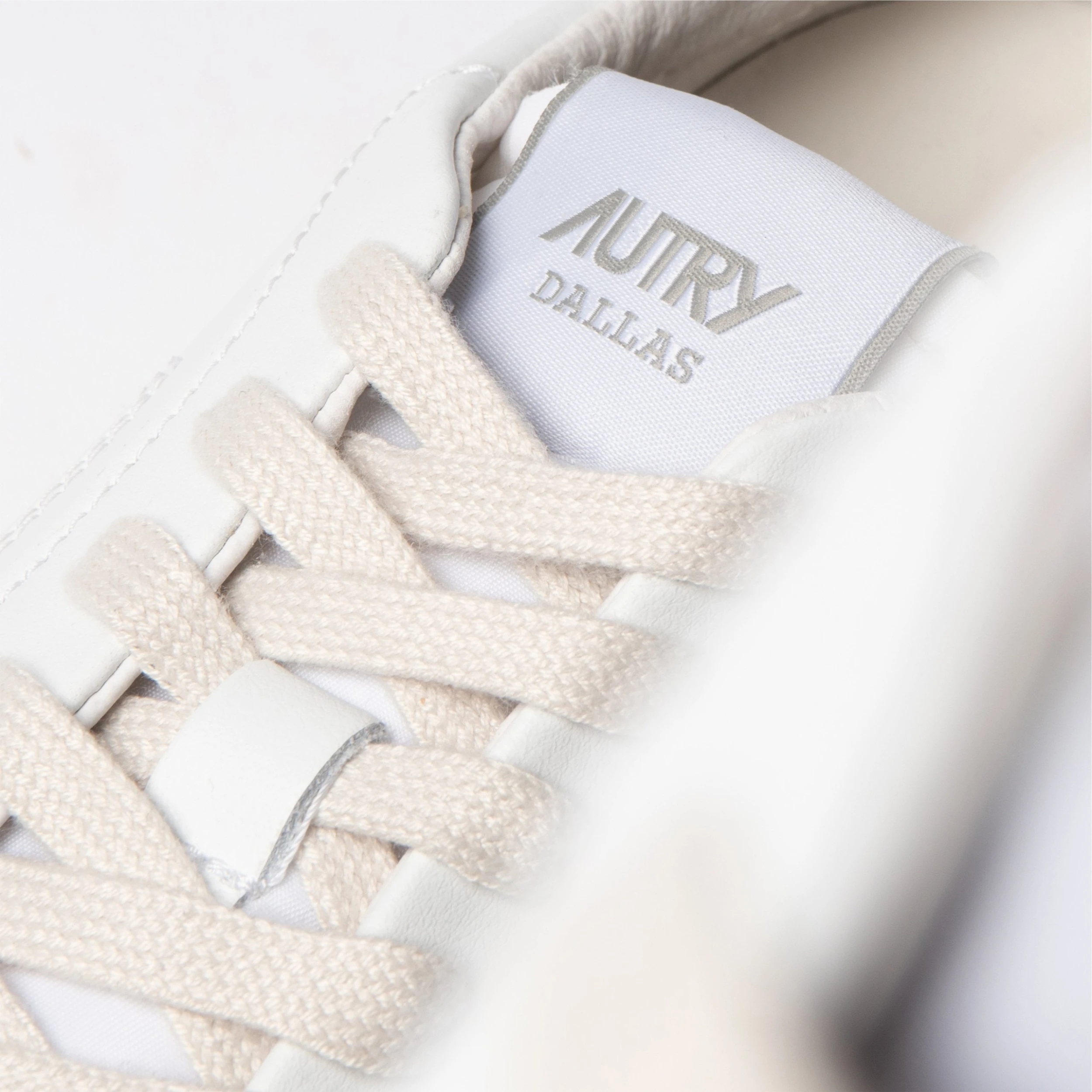 AUTRY DALLAS LOW LEATHER SNEAKER WHITE 6 AUTRY DALLAS LOW LEATHER SNEAKER WHITE - Bild 4