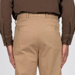 Jupiter ESKIL COTTON TWILL TROUSER KHAKI -jupiter shop ESKIL COTTON TWILL TROUSER KHAKI BYXA JUPITER Jupiter Kungsgatan Norrlandsgatan Stockholm 6