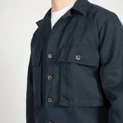 XACUS GABARDINE COTTON LINEN OVERSHIRT NAVY -jupiter shop GABARDINE COTTON LINEN OVERSHIRT NAVY HYBRIDSKJORTA XACUS Jupiter Kungsgatan Norrlandsgatan Stockholm 3