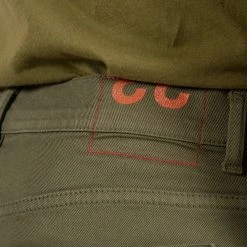 Dondup GEORGE UP232 COTTON TWILL TROUSER GREEN -jupiter shop GEORGE UP232 COTTON TWILL TROUSER GREEN BYXA DONDUP Jupiter Kungsgatan Norrlandsgatan Stockholm 4