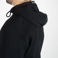 C.P. Company HOODED SWEATER DIAGONAL FLEECE BLACK -jupiter shop HOODED SWEATER DIAGONAL FLEECE BLACK TROJA CP COMPANY Jupiter Kungsgatan Norrlandsgatan Stockholm 4