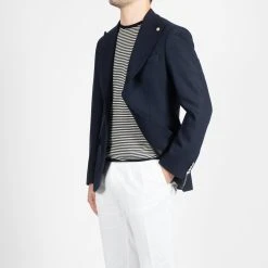 JUPITER X CAVALIERE JUPITER WOOL CLUB BLAZER NAVY 13 JUPITER X CAVALIERE JUPITER WOOL CLUB BLAZER NAVY -jupiter shop JUPITER WOOL CLUB BLAZER NAVY KAVAJ JUPITER X CAVALIERE Jupiter Kungsgatan Norrlandsgatan Stockholm 3