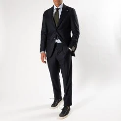 STUDIO 73 FILIP TRENTO BLAZER NAVY 21 STUDIO 73 FILIP TRENTO BLAZER NAVY -jupiter shop JUPITERHERRMODEKLADERSTOCKHOLM 91