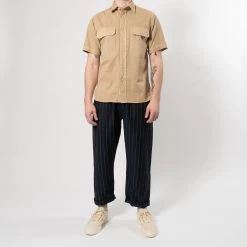 XACUS SHORT SLEEVE SHIRT WITH POCKETS KHAKI -jupiter shop JUPITERKLADERNORRLANDSGATANKUNGSGATANSTOCKHOLM