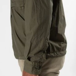 C.P. Company TAYLON GARMENT DYED SHIRT JACKET THYME -jupiter shop JUPITERSTOCKHOLMKLADERHERRMODE 123 79ae5f2b 5ba6 45f4 96a3 547f1218a44f