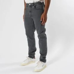 Jeanerica TM005 TAPERED JEANS SOFT GREY -jupiter shop JUPITERSTOCKHOLMKLADERHERRMODE 189