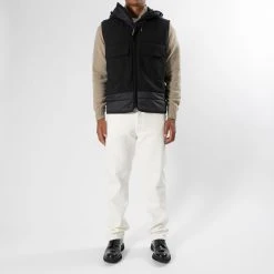 C.P. Company GARMENT DYED GOGGLE VEST BLACK 19 C.P. Company GARMENT DYED GOGGLE VEST BLACK -jupiter shop JUPITERSTOCKHOLMKLADERHERRMODE 34