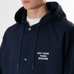 Drole De Monsieur LA PARKA NFPM NAVY -jupiter shop LA PARKA NFPM NAVY ROCK DROLE DE MONSIEUR Jupiter Kungsgatan Norrlandsgatan Stockholm 3