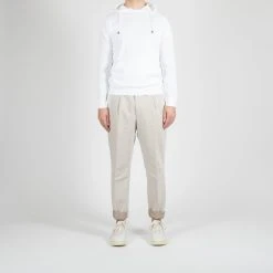 Filippo De Laurentiis LUXURY HOODIE SWEATER WHITE -jupiter shop LUXURY HOODIE SWEATER WHITE TROJA FILIPPO DE LAURENTIIS Jupiter Kungsgatan Norrlandsgatan Stockholm 8