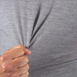 ADVERB LUXURY MERINO 18 GAUGE CREWNECK GREY -jupiter shop LUXURY MERINO 18 GAUGE CREWNECK GREY TROJA ADVERB Jupiter Kungsgatan Norrlandsgatan Stockholm 5