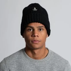 G.R.P LUXURY WOOL BEANIE WITH ANCHOR BLACK