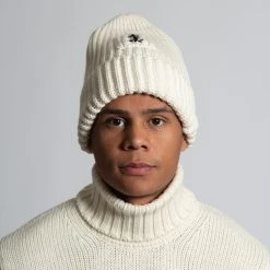 G.R.P LUXURY WOOL BEANIE WITH ANCHOR ECRU