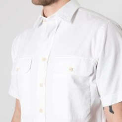XACUS SHORT SLEEVE SHIRT WITH POCKETS WHITE -jupiter shop SHORT SLEEVE SHIRT WITH POCKETS WHITE SKJORTA XACUS Jupiter Kungsgatan Norrlandsgatan Stockholm 2