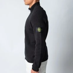 Stone Island MAGLIA KNITTED ZIP SWEATER BLACK 10 Stone Island MAGLIA KNITTED ZIP SWEATER BLACK -jupiter shop STONEISLANDTROJA 5 a8baebe7 b243 460d a1f1 eea87525aac3