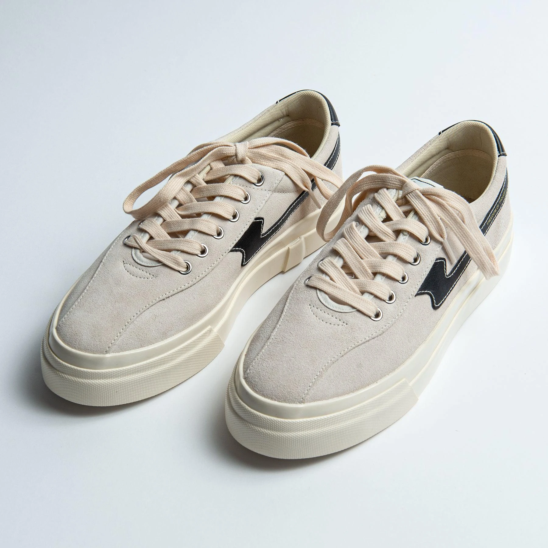 Stepney Workers Club DELLOW S-STRIKE SUEDE SNEAKER ECRU/BLACK 4 Stepney Workers Club DELLOW S-STRIKE SUEDE SNEAKER ECRU/BLACK - Bild 3