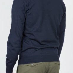 Filippo De Laurentiis WOOL CASHMERE SILK CREW NECK SWEATER 008 NAVY 9 Filippo De Laurentiis WOOL CASHMERE SILK CREW NECK SWEATER 008 NAVY -jupiter shop WOOL CASHMERE SILK CREW NECK SWEATER 008 NAVY TROJA FILIPPO DE LAURENTIIS Jupiter Kungsgatan Norrlandsgatan Stockholm 3