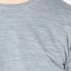 Filippo De Laurentiis WOOL CASHMERE SILK CREW NECK SWEATER 030 GREY -jupiter shop WOOL CASHMERE SILK CREW NECK SWEATER 030 GREY TROJA FILIPPO DE LAURENTIIS Jupiter Kungsgatan Norrlandsgatan Stockholm 4